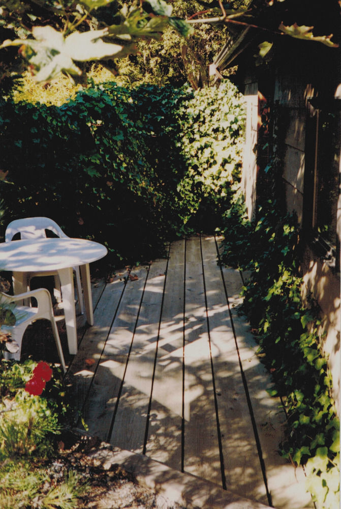 Driftwood Village Cottages Sturdies Bay Exterior foto